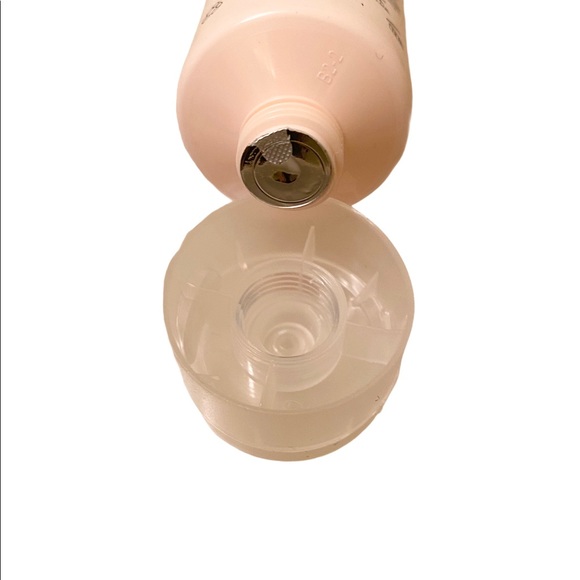 ๐ต 3/$15 - Tocca Florence Hand Cream - NEW - Picture 3 of 5